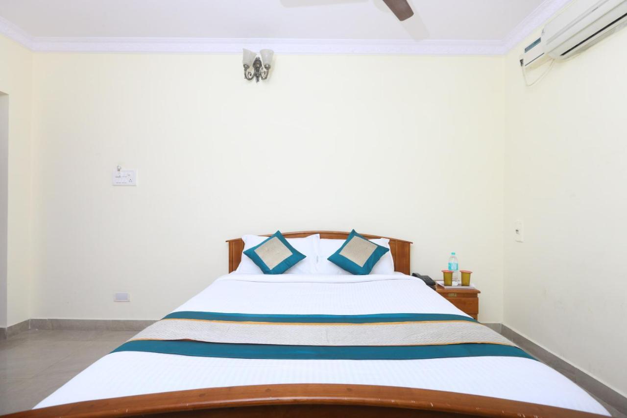 Oyo 3192 Day Inn Chennai Exteriör bild